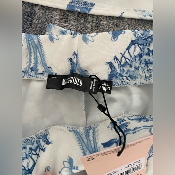 Missguided Co Ord Porcelain Print set brand new - Sold as set - Picture 4 of 5